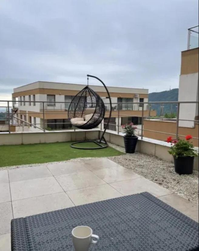 Londof Luxury Apartments - With A Panoramic View Over The City Brașov Exterior foto